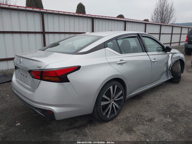 1N4BL4CV2NN316790 Nissan Altima Sr Fwd