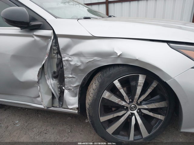 1N4BL4CV2NN316790 Nissan Altima Sr Fwd