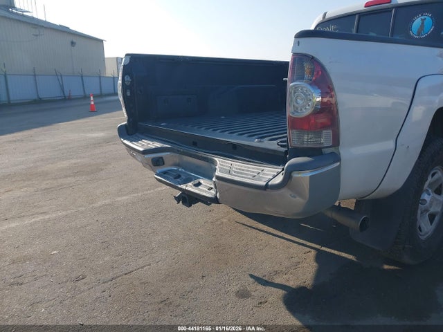 Toyota Tacoma Prerunner V6 2015 3TMKU4HN7FM044409 Image 20