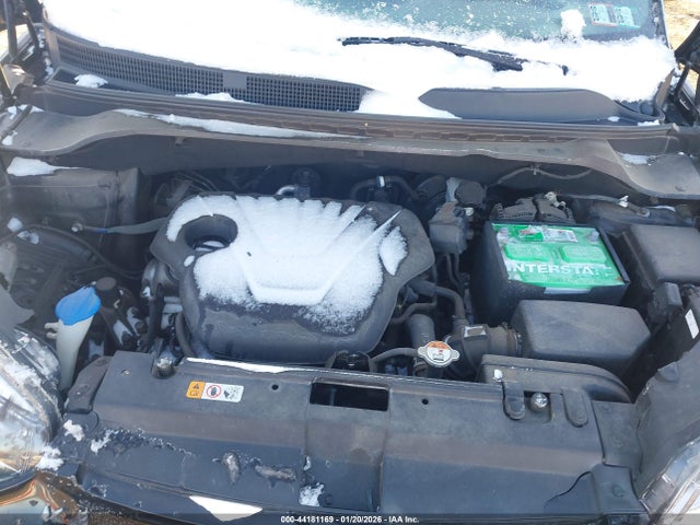 KNDJN2A2XG7304858 KIA Soul