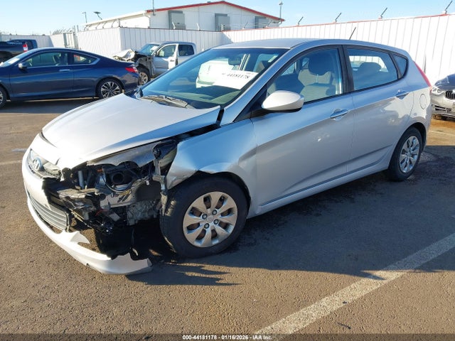 KMHCT5AE4HU351974 Hyundai ACCENT SE