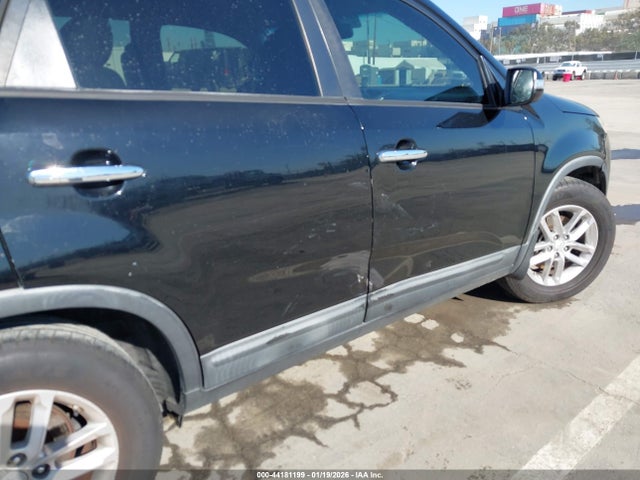 5XYKT4A69FG620794 KIA SORENTO LX