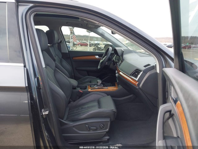 Продаж на аукціоні авто 2023 Audi Q5 Premium Plus 45 Tfsi S Line Quattro, vin: WA1EAAFY4P2007922, номер лоту: 44181219