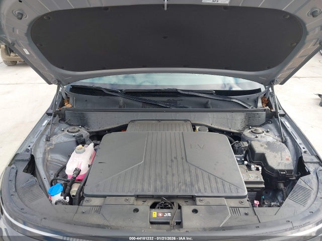 2025 HYUNDAI KONA ELECTRIC KM8HE3A67SU022478 Photo 9