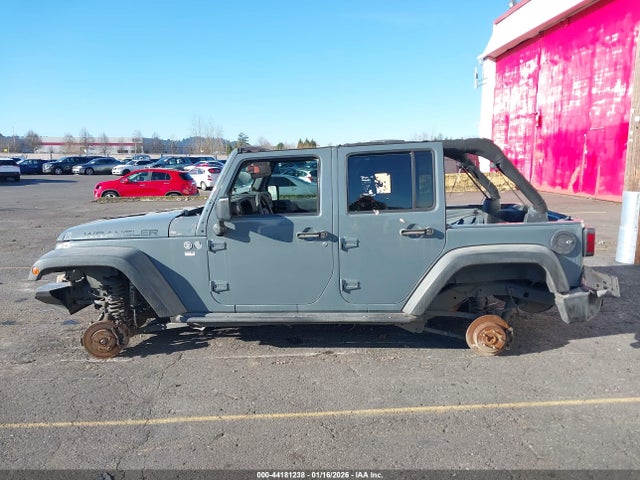 1C4BJWDGXEL129482 Jeep Wrangler Unlimited Sport