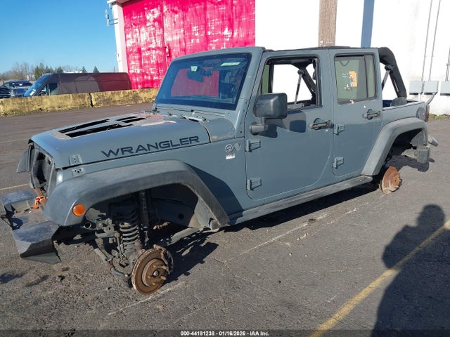 1C4BJWDGXEL129482 Jeep Wrangler Unlimited Sport