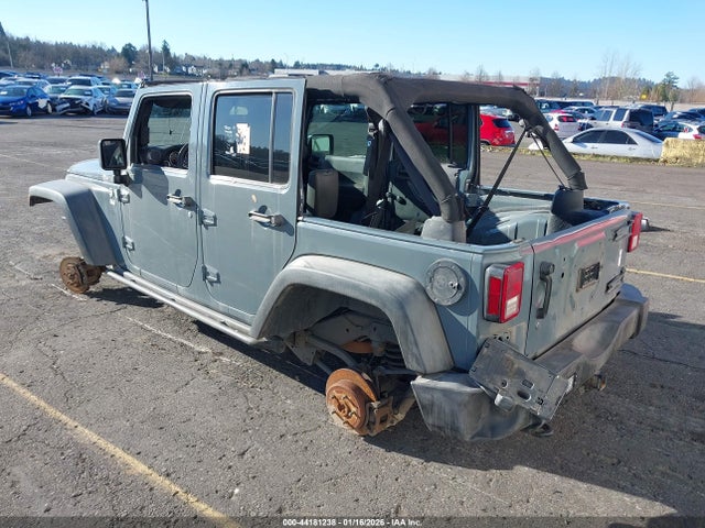1C4BJWDGXEL129482 Jeep Wrangler Unlimited Sport
