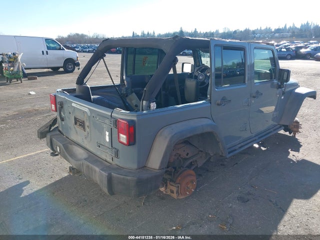 1C4BJWDGXEL129482 Jeep Wrangler Unlimited Sport