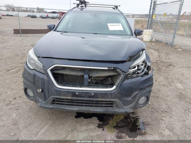 4S4BSATC2J3331673 Subaru Outback 2.5i Touring