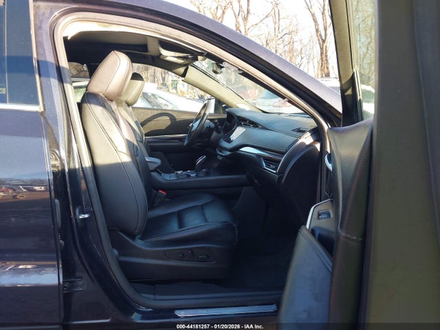 2022 CADILLAC XT4 1GYFZBR4XNF146776 Photo 4