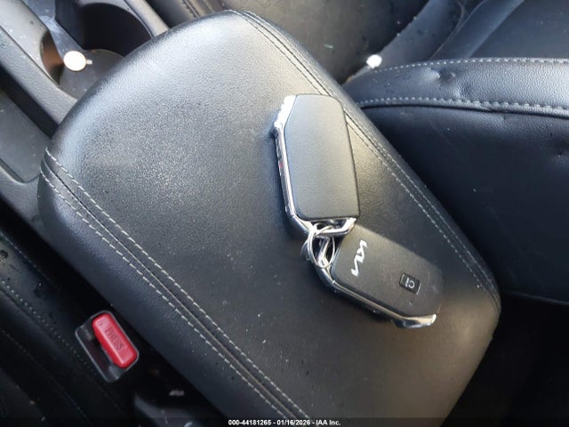 2023 Kia Seltos Sx Turbo მანქანა იყიდება აუქციონზე, vin: KNDETCA27P7399067, აუქციონის ნომერი: 44181265