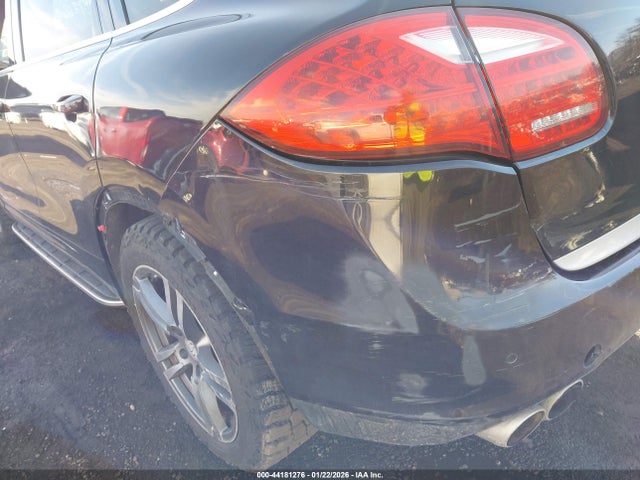 2011 PORSCHE CAYENNE WP1AC2A20BLA84974 Photo 5