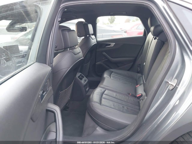 2017 AUDI A4 WAULNAF42HN010992 Photo 7