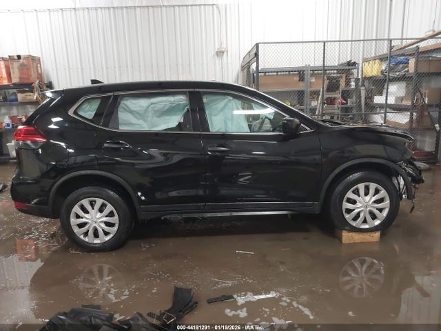 JN8AT2MV7HW007988 Nissan ROGUE S