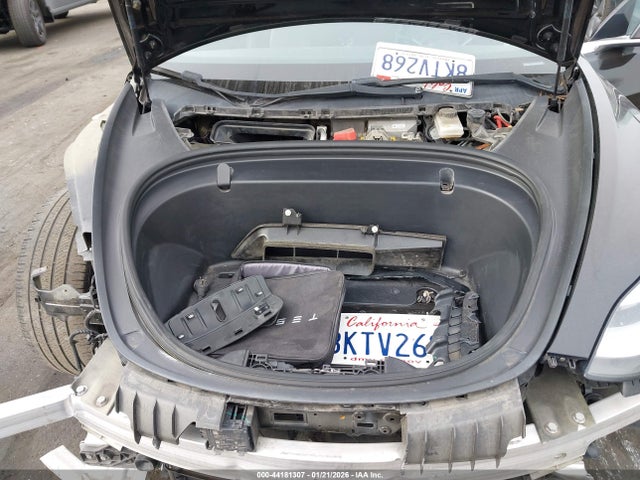 2019 TESLA MODEL 3 5YJ3E1EA7KF305697 Photo 9