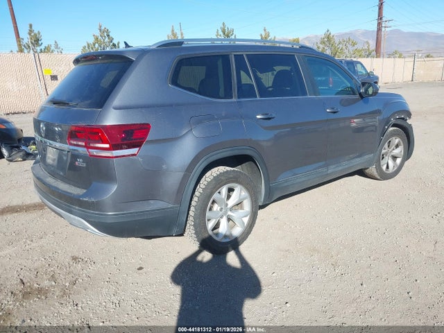 1V2GR2CA2JC545572 Volkswagen Atlas 3.6l V6 S