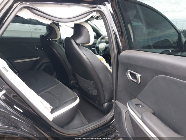 Auction sale of the 2025 Kia K4 Gt-line, vin: 3KPFW4DE3SE181482, lot number: 44181314