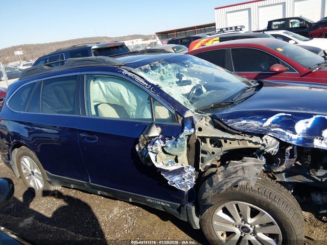 Aukcja sprzedaży 2017 Subaru Outback 2.5i Premium, vin: 4S4BSAHC3H3372395, numer aukcji: 44181316