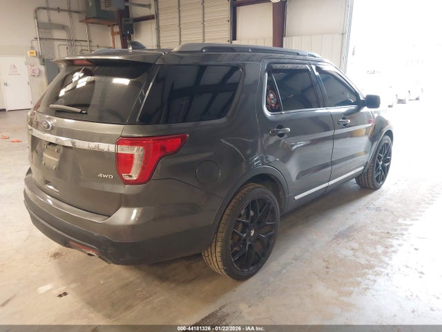 1FM5K8D84HGD19303 Ford EXPLORER XLT