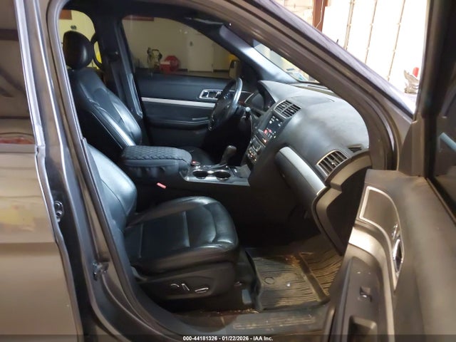 1FM5K8D84HGD19303 Ford EXPLORER XLT