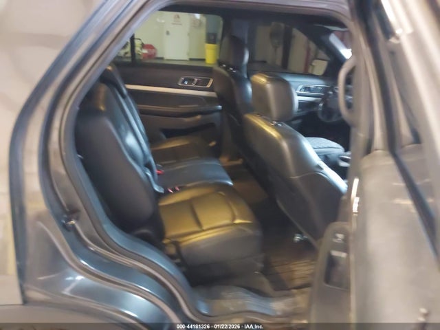 1FM5K8D84HGD19303 Ford EXPLORER XLT