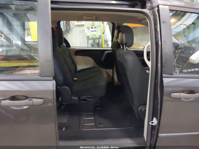 2C4RDGBG5GR236786 Dodge Grand Caravan American Value Pkg