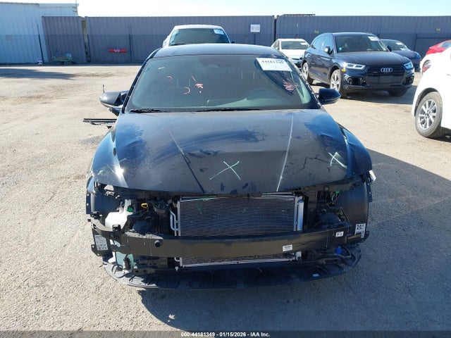 KMHLM4DGXRU839879 Hyundai ELANTRA SEL