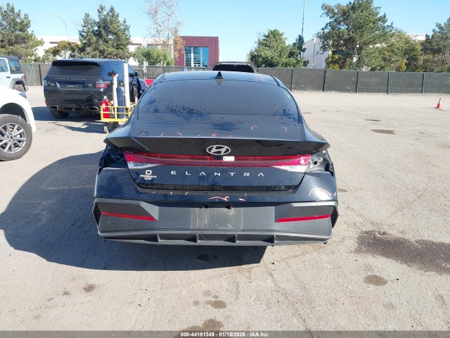 KMHLM4DGXRU839879 Hyundai ELANTRA SEL