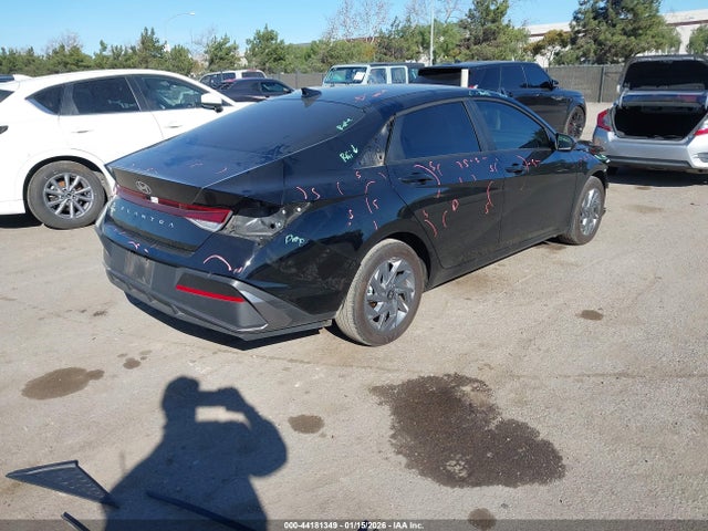 KMHLM4DGXRU839879 Hyundai ELANTRA SEL
