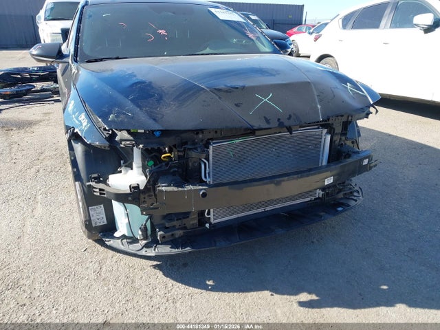 KMHLM4DGXRU839879 Hyundai ELANTRA SEL