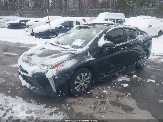 Toyota Prius Le Awd-e 2021 JTDL9MFU2M3026902 Image 2