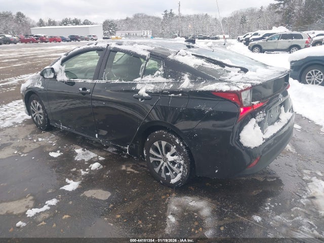 Toyota Prius Le Awd-e 2021 JTDL9MFU2M3026902 Image 3