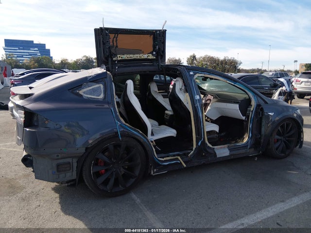 2016 TESLA MODEL X 5YJXCAE48GF006258 Photo 5