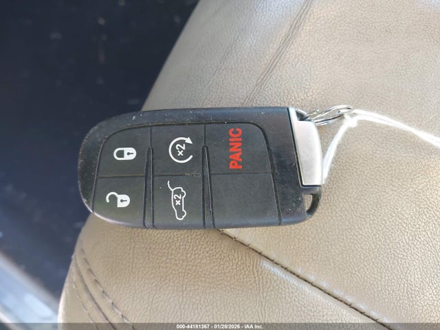 1C4RJFBG8LC143072 Jeep Grand Cherokee Limited 4x4