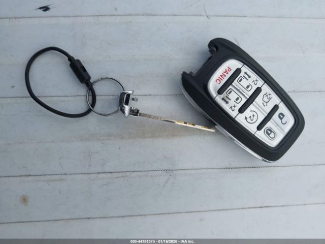 2024 CHRYSLER PACIFICA 2C4RC1BG4RR165468 Photo 10