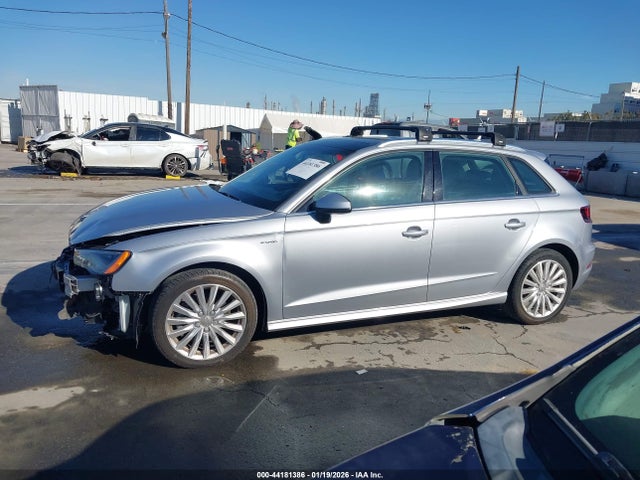 Audi A3 E-tron 1.4t Premium 2016 WAUTPBFF4GA107053 Image 15
