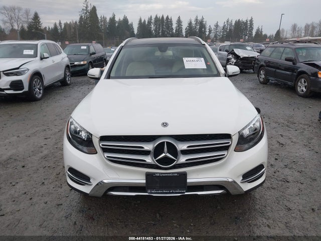 WDC0G4KB7JV015417 Mercedes-Benz Glc 300 4matic