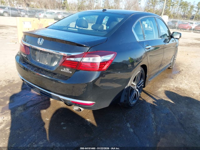 1HGCR3F97HA044160 Honda Accord Touring V6