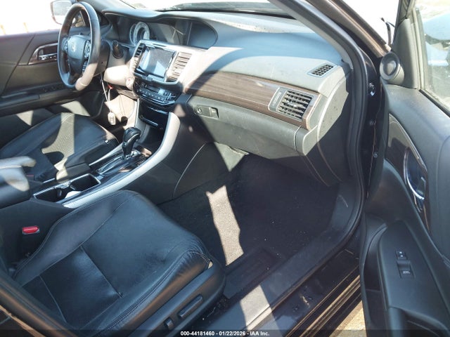 1HGCR3F97HA044160 Honda Accord Touring V6