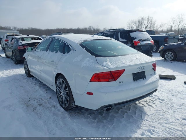 2012 AUDI A7 WAUWGAFC2CN036659 Photo 2