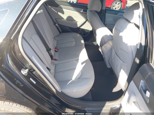 Aukcja sprzedaży 2016 Hyundai Sonata Hybrid Se, vin: KMHE24L17GA018586, numer aukcji: 44181485