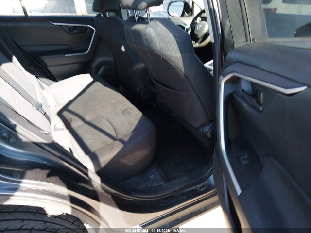 2020 Toyota Rav4 Le მანქანა იყიდება აუქციონზე, vin: 2T3H1RFV0LC064886, აუქციონის ნომერი: 44181493