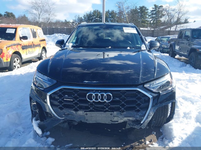 WA1GAAFY5R2045090 Audi Q5 Premium 45 Tfsi S Line Quattro