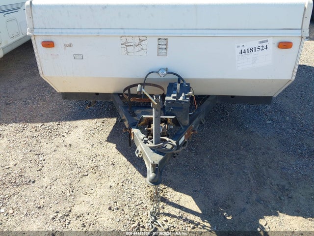44181524 :رقم المزاد ، 4X4CFS616CD167591 vin ، 2012 Forest River Flagstaff مزاد بيع