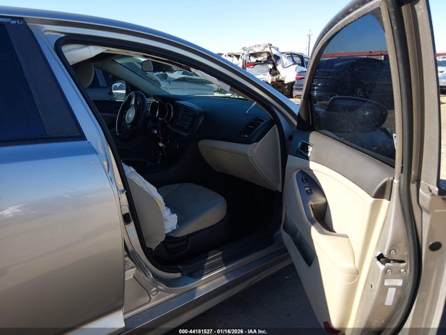 5XXGM4A70FG457355 KIA Optima Lx