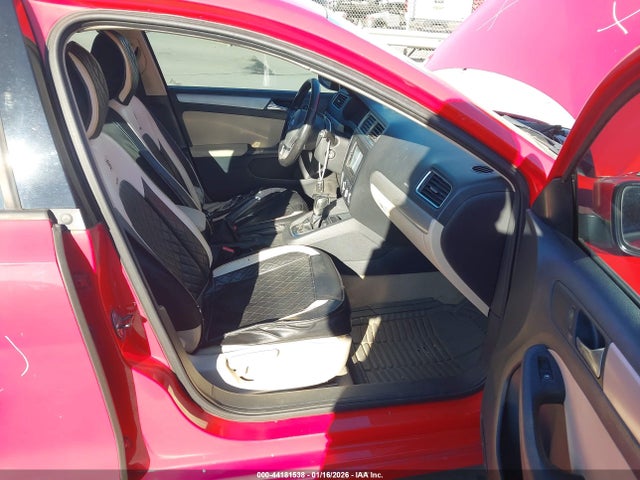 44181538 :رقم المزاد ، 3VWLL7AJ9BM117710 vin ، 2011 Volkswagen Jetta 2.0l Tdi مزاد بيع