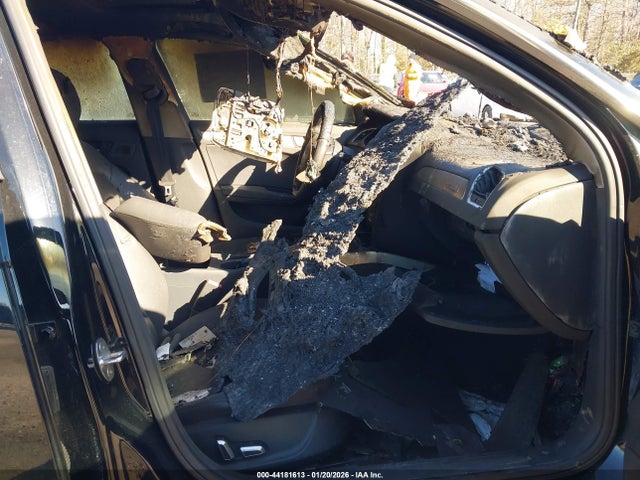Aukcja sprzedaży 2014 Audi A4 2.0t Premium, vin: WAUBFAFL9EN015814, numer aukcji: 44181613