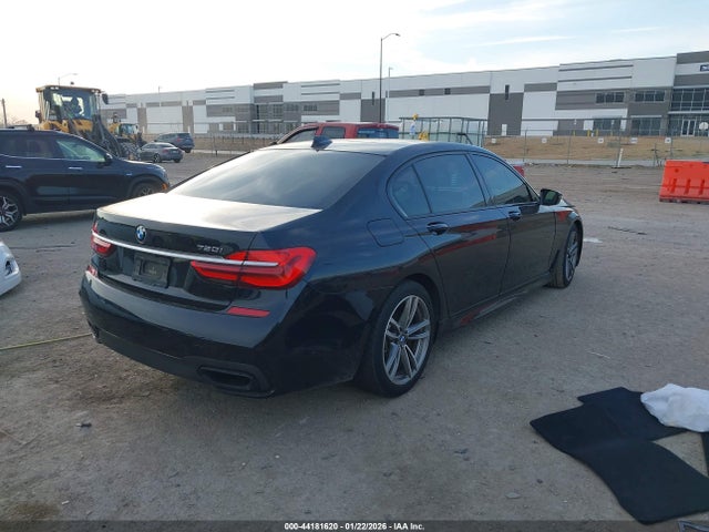 2018 BMW 750I WBA7F0C52JGM22930 Photo 3