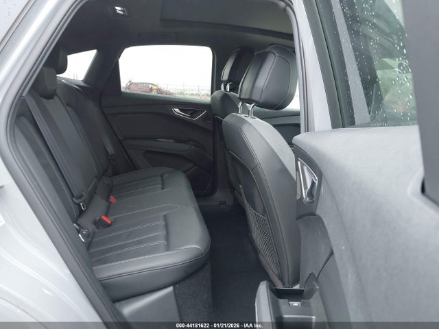 2022 AUDI Q4 SPORTBACK E-TRON WA112BFZ9NP052414 Photo 7