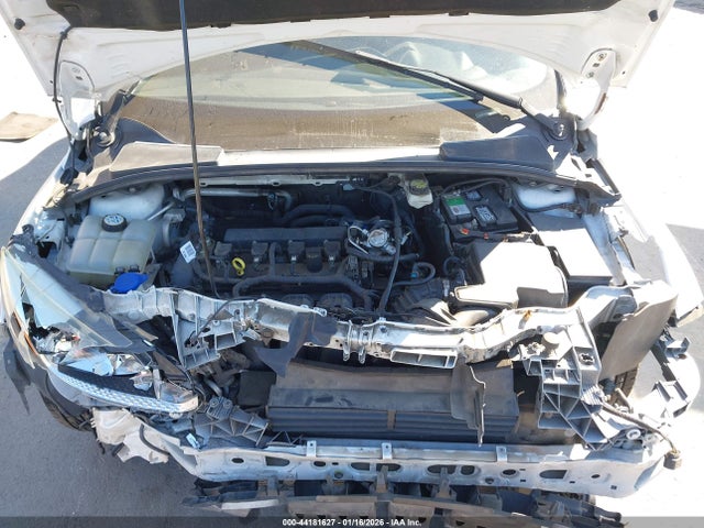 Ford FOCUS S 2017 1FADP3E29HL277772 Image 10